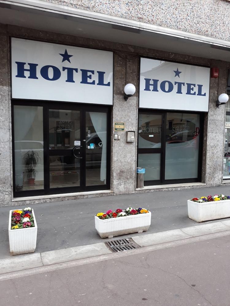 Hotel Salus Mailand Exterior foto